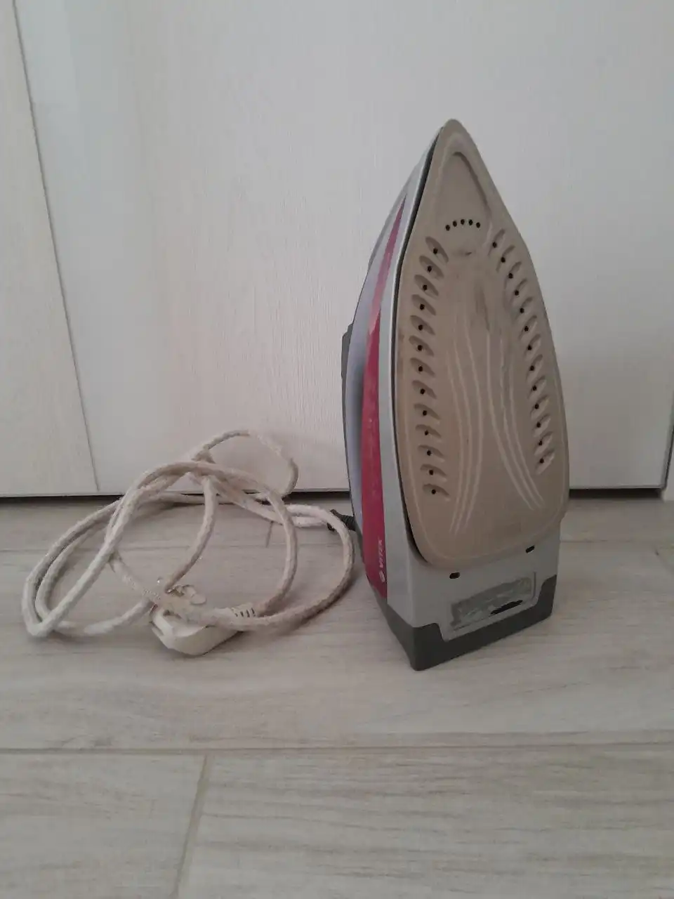 Продажа утюгов Тефаль и Витек