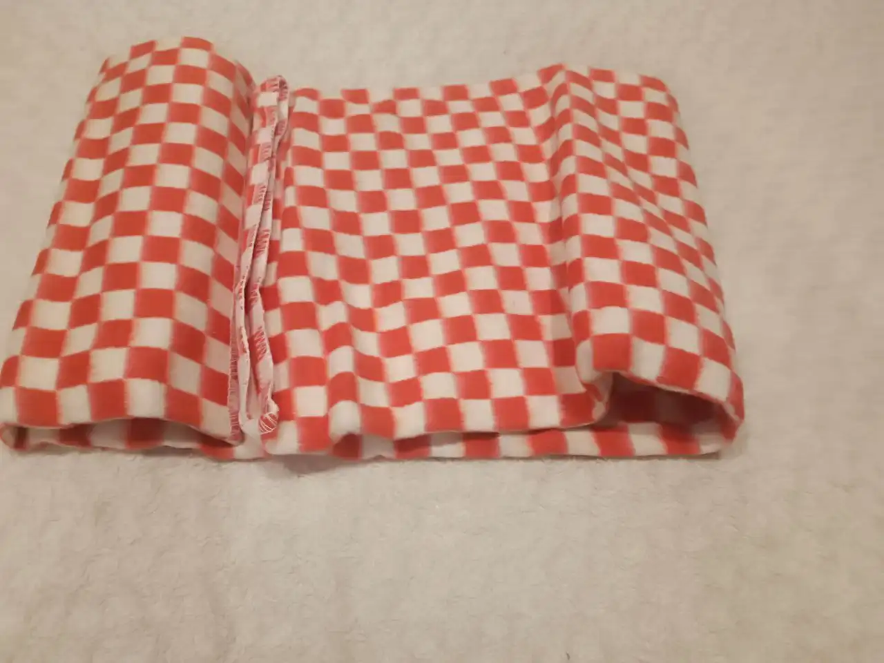 Новый плед в детскую кроватку