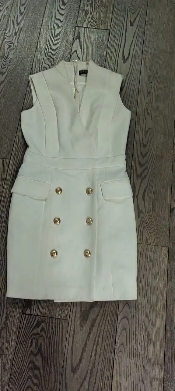 Продажа одежды из гардероба