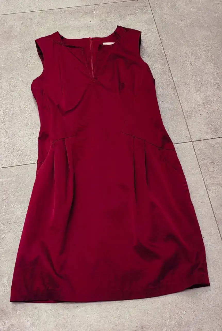 Продажа одежды из гардероба