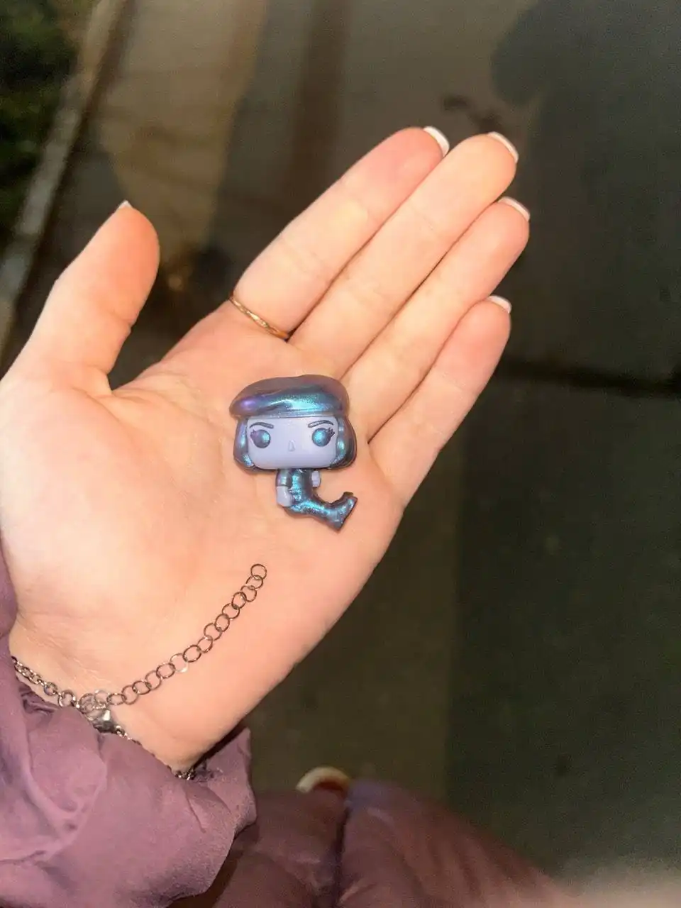 Обмен или продажа робота из игры 'Изнанка'