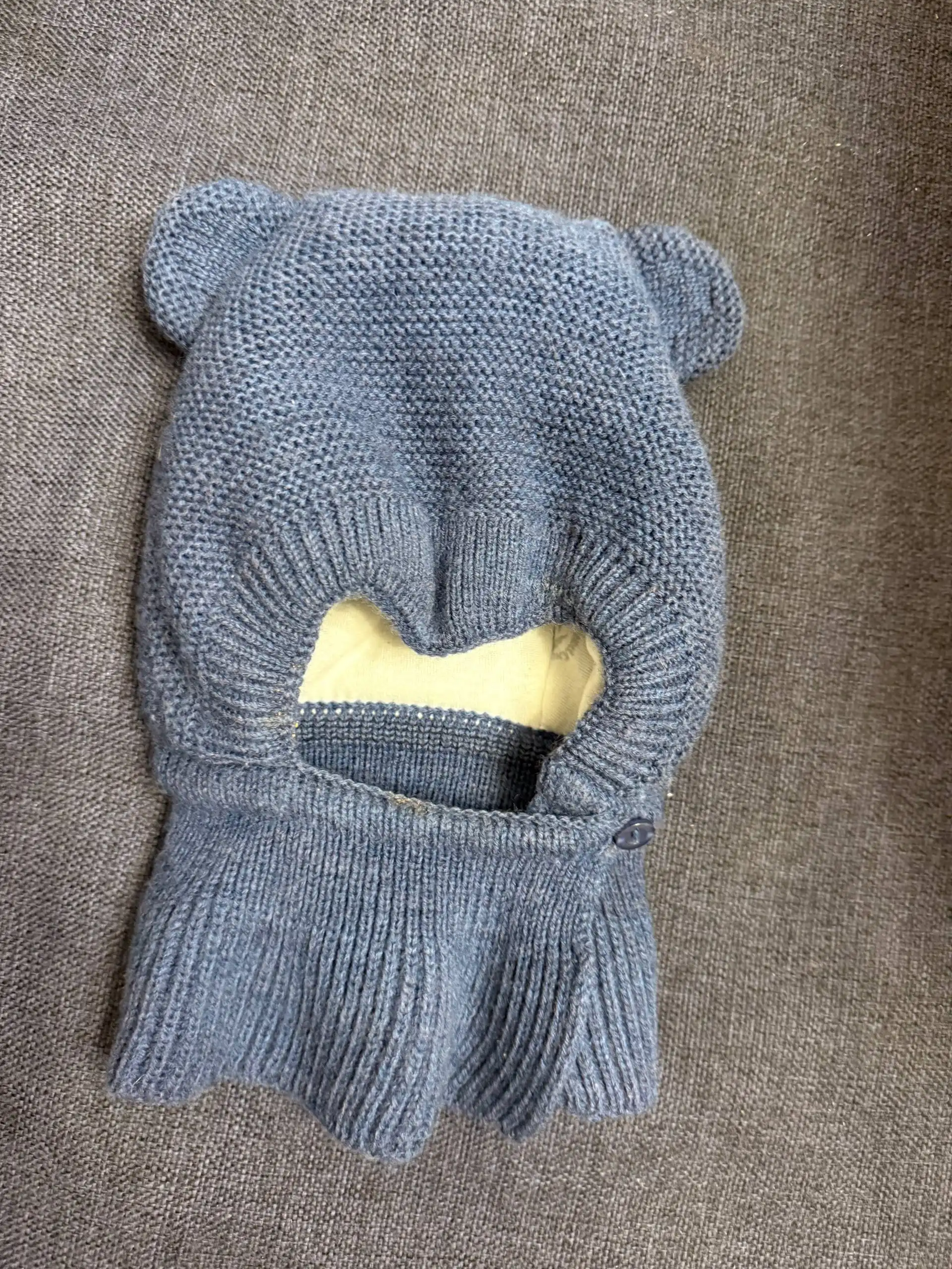 Продажа детских зимних шапок