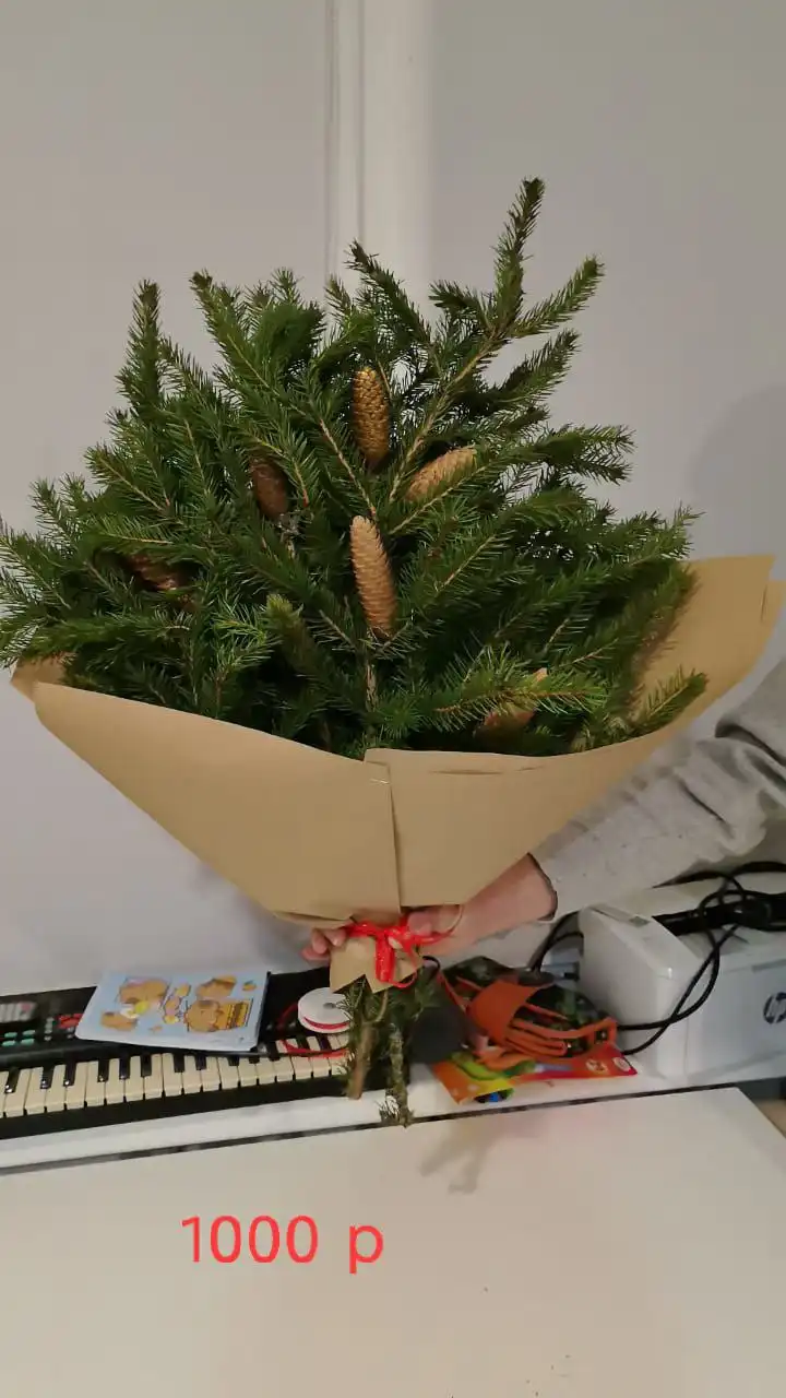 Новогодние букеты из ели и пихты