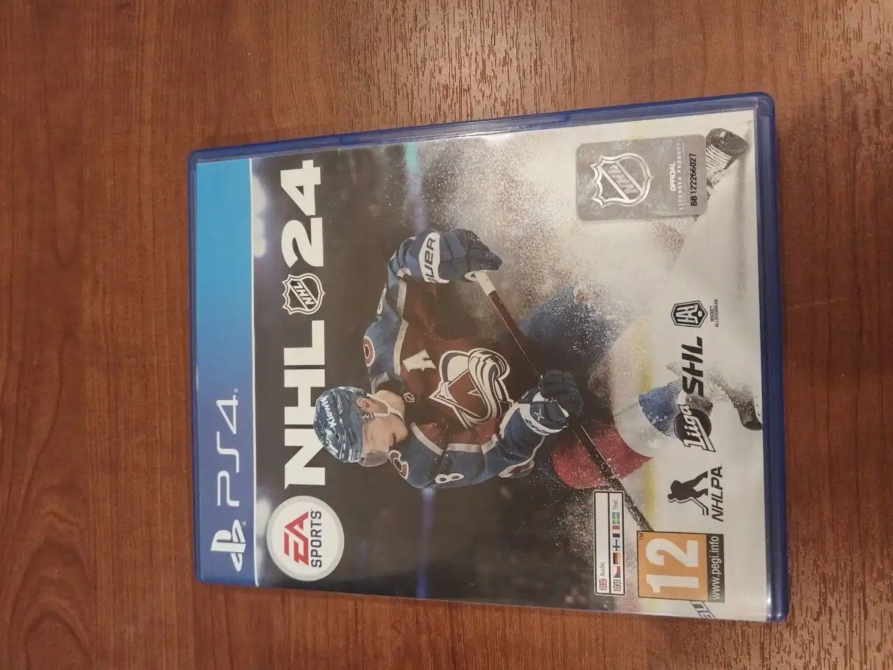 Продам NHL24 на PS4