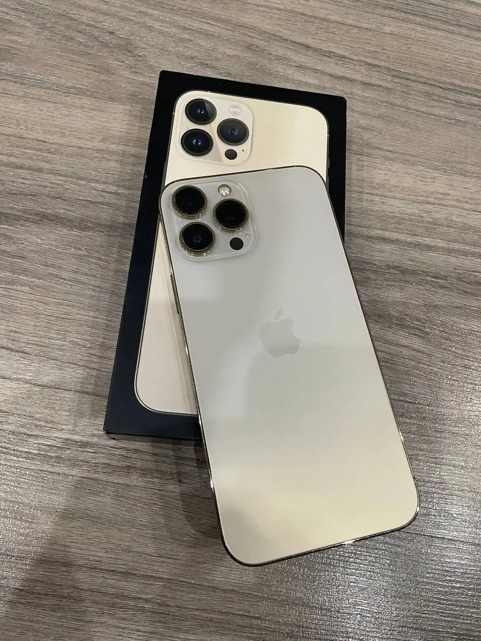 iPhone 13 Pro Max 128 ГБ в хорошем состоянии