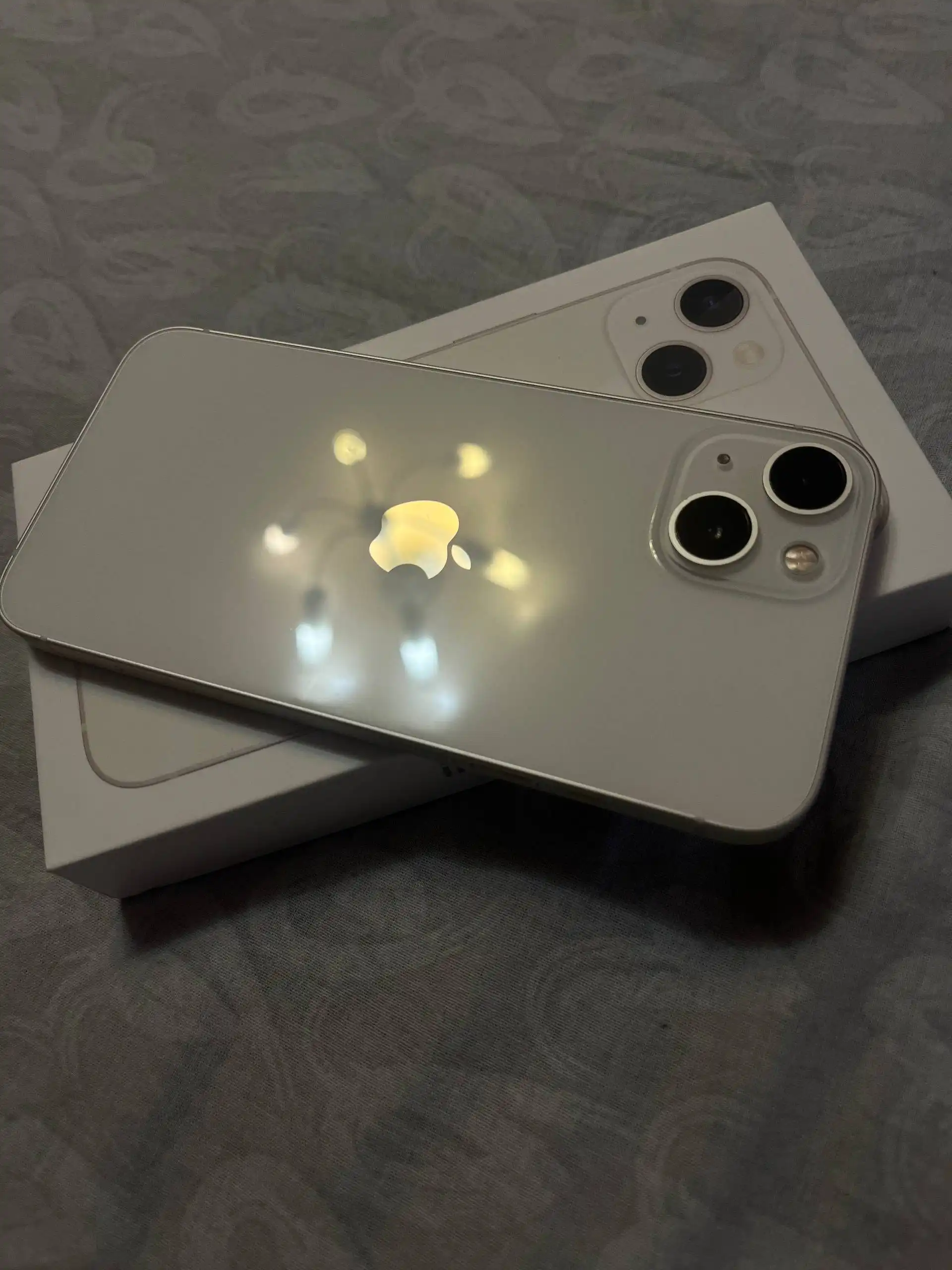 IPhone 13 128GB White в отличном состоянии