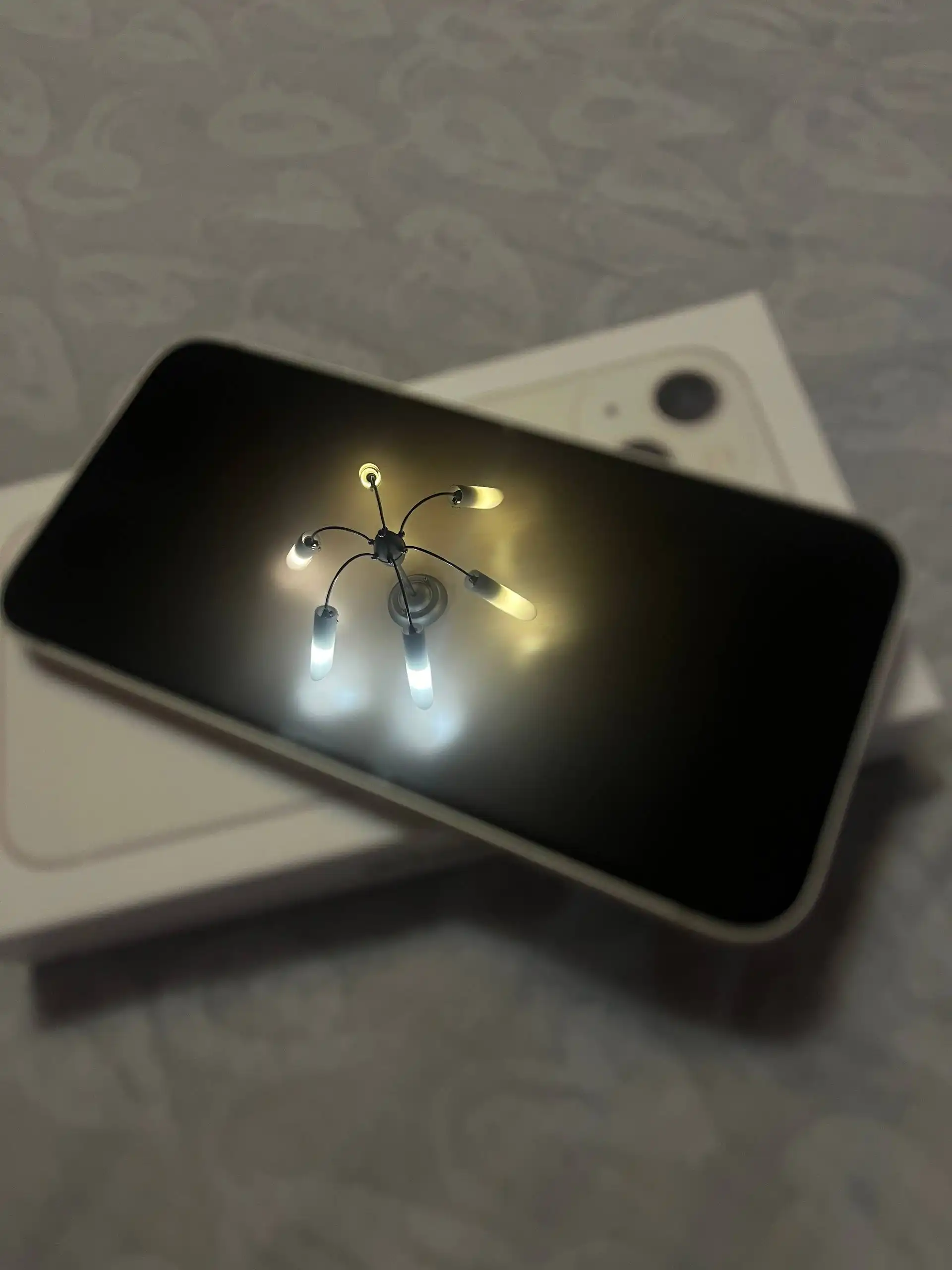 IPhone 13 128GB White в отличном состоянии