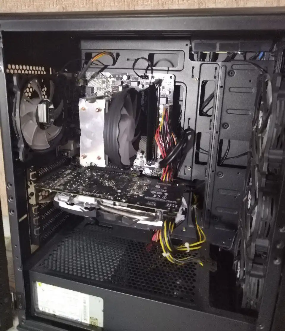 Продажа мощного компьютера с монитором AOC