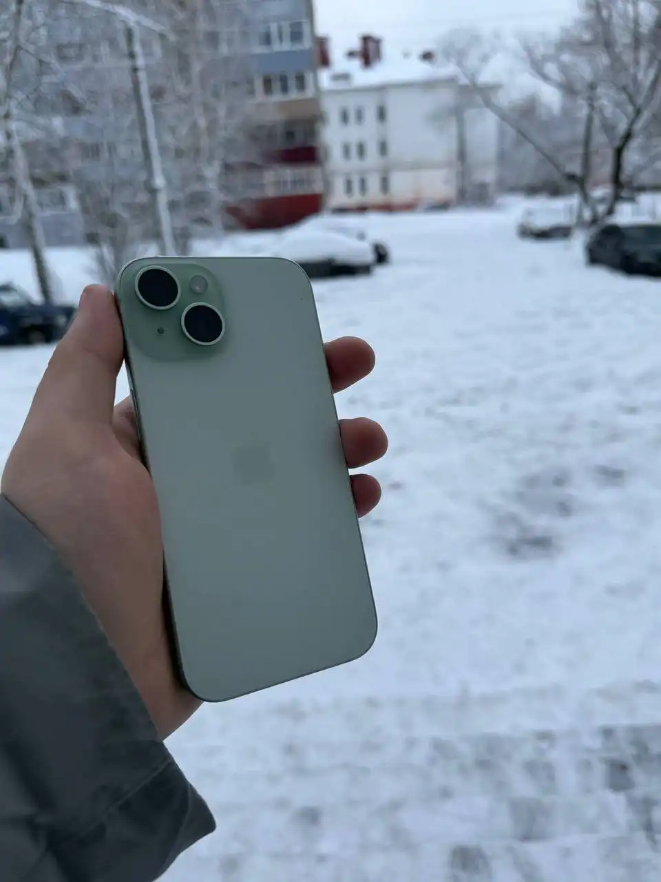 Айфон 15 128 ГБ Green в идеальном состоянии с гарантией