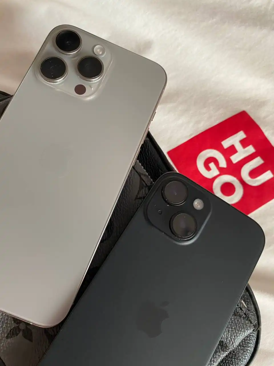 iPhone 15 128 ГБ в отличном состоянии с аксессуарами