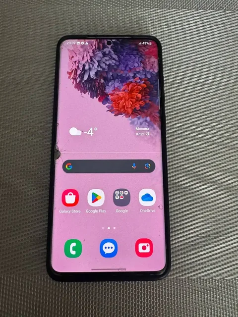 Samsung S20 Plus 5G 12/128 ГБ с разбитым экраном - частное объявление в Рыбинск