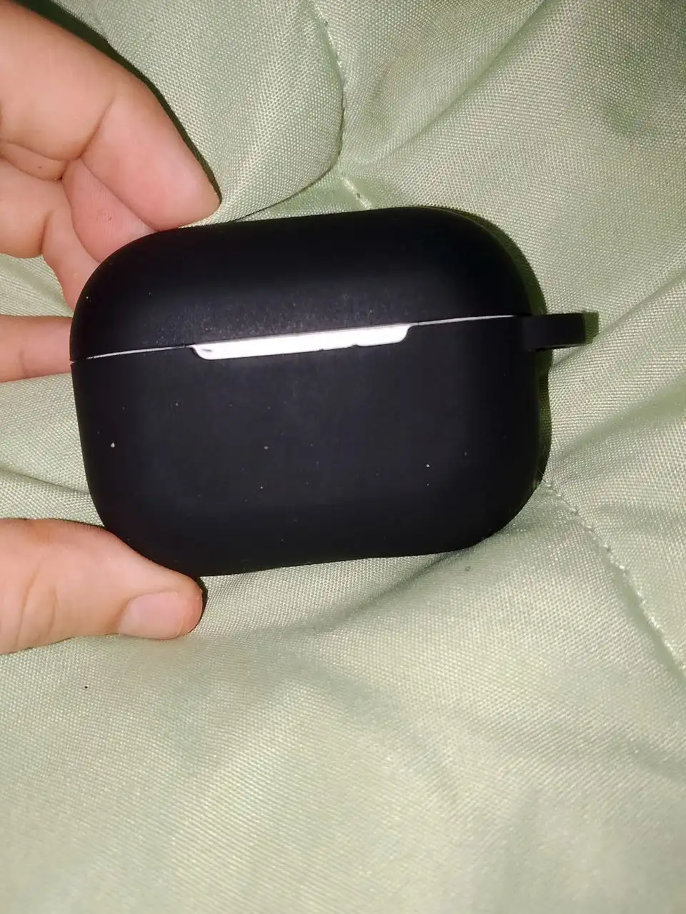 Продажа AirPods Pro с чехлом и зарядкой - Наушники (Электроника) в Рыбинск