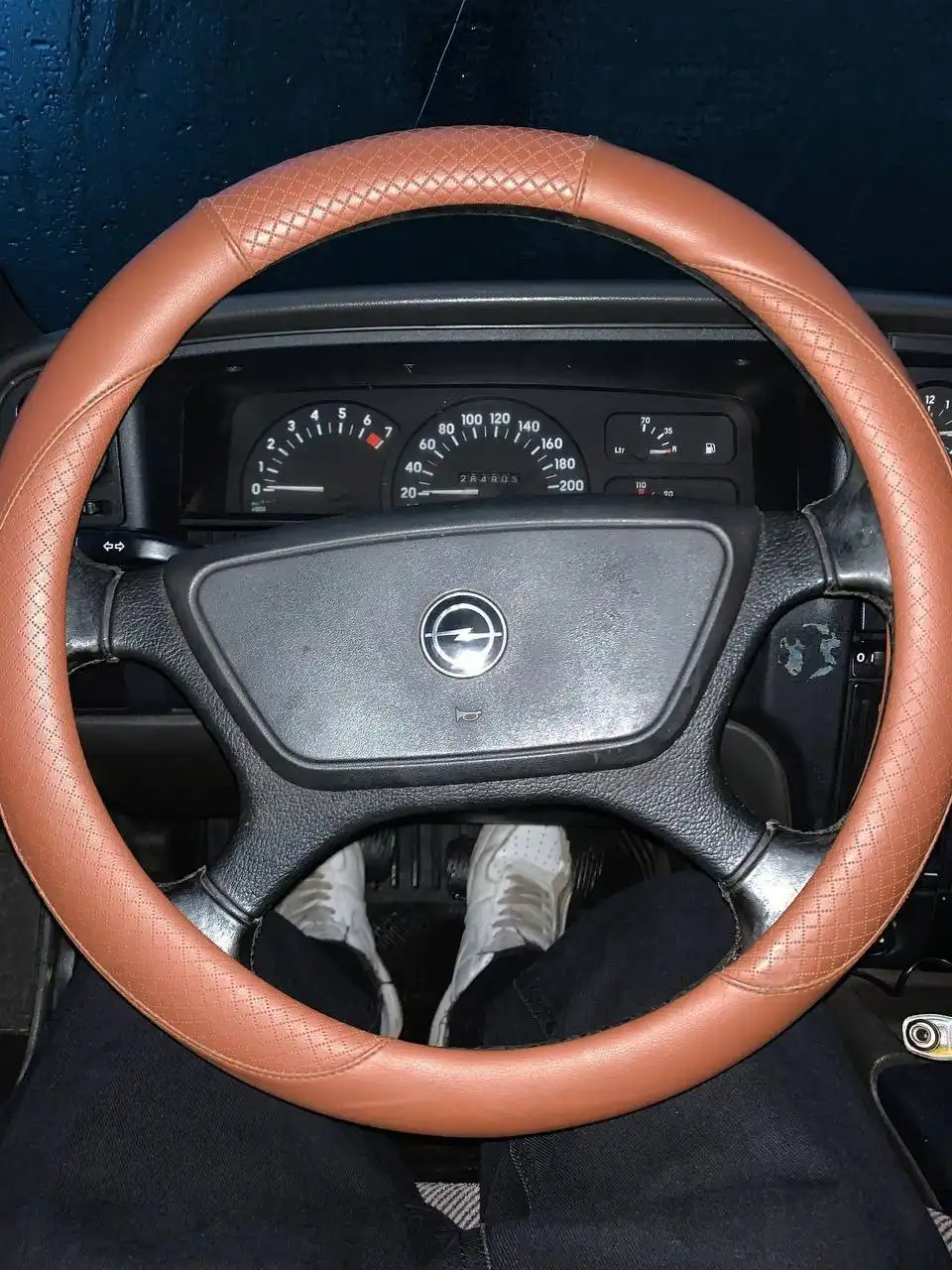 Продам Opel Omega 1.8 с документами - Авто в Рыбинск