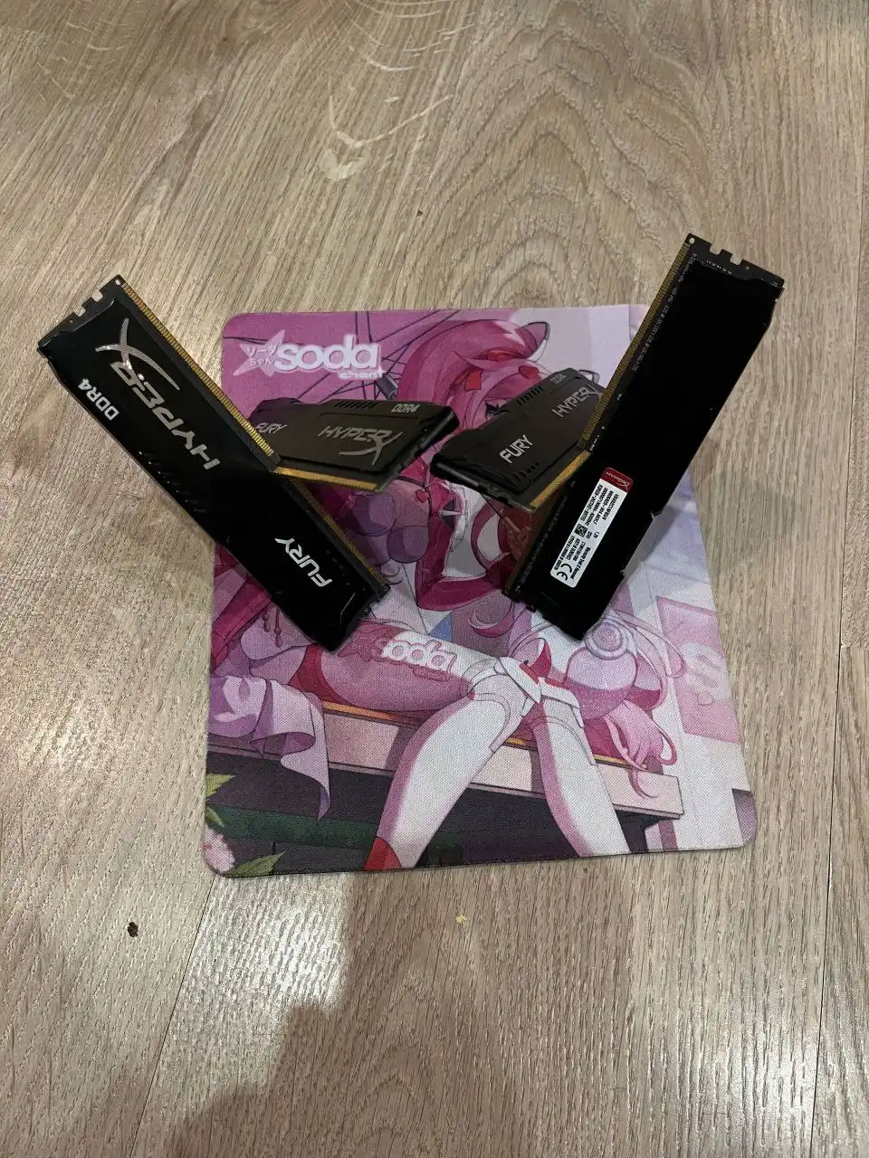 Продам оперативную память DDR4 4×8GB - Компьютерные комплектующие (Электроника) в Рыбинск