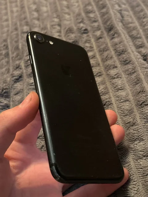 iPhone 7 128 ГБ - Компьютерные комплектующие в Рыбинск