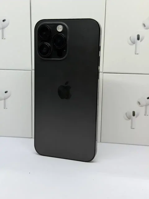iPhone 14 Pro Max 256 Гб в идеальном состоянии - Компьютерные комплектующие в Рыбинск