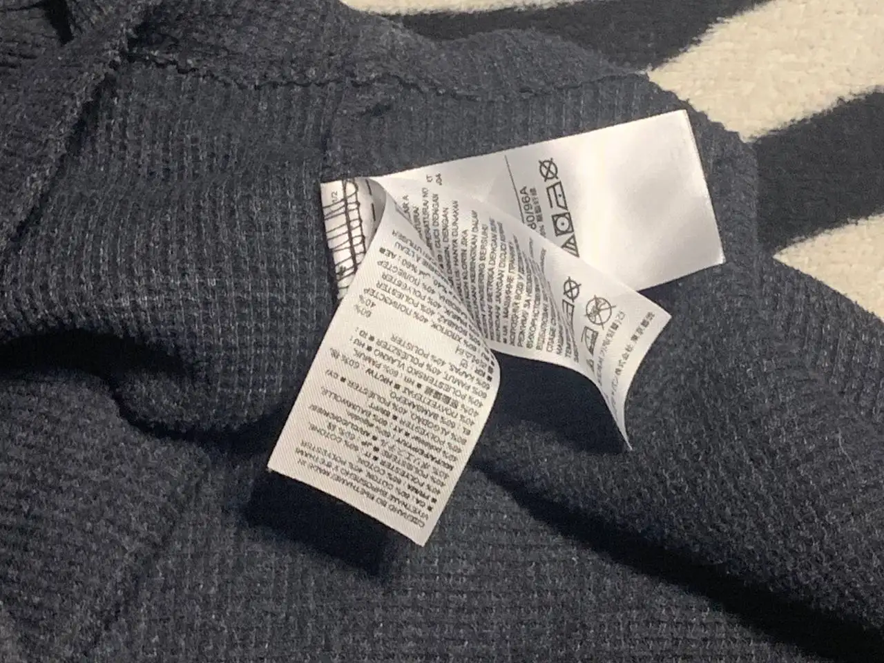 Свитер GAP размер M - Верхняя одежда (Одежда) в Рыбинск