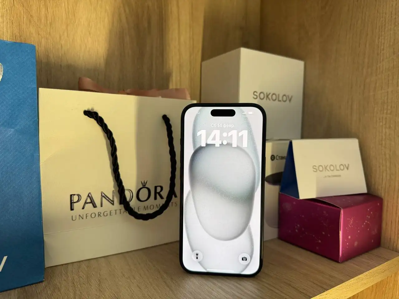 iPhone 15 128 ГБ в хорошем состоянии с гарантией - Смартфоны (Электроника) в Рыбинск