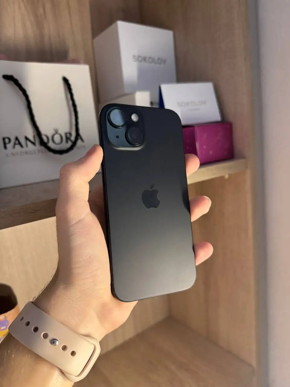 iPhone 15 128 ГБ в хорошем состоянии с гарантией - Смартфоны (Электроника) в Рыбинск