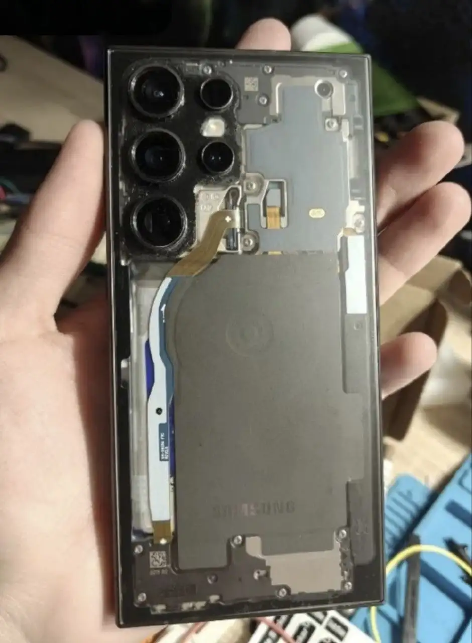 Покупка битых телефонов и запчастей - Смартфоны и телефоны (Электроника) в Рыбинск