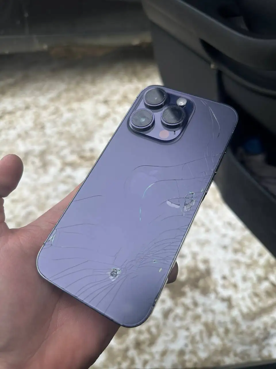 iPhone 14 Pro 128 с трещинами на крышке - Смартфоны (Электроника) в Рыбинск