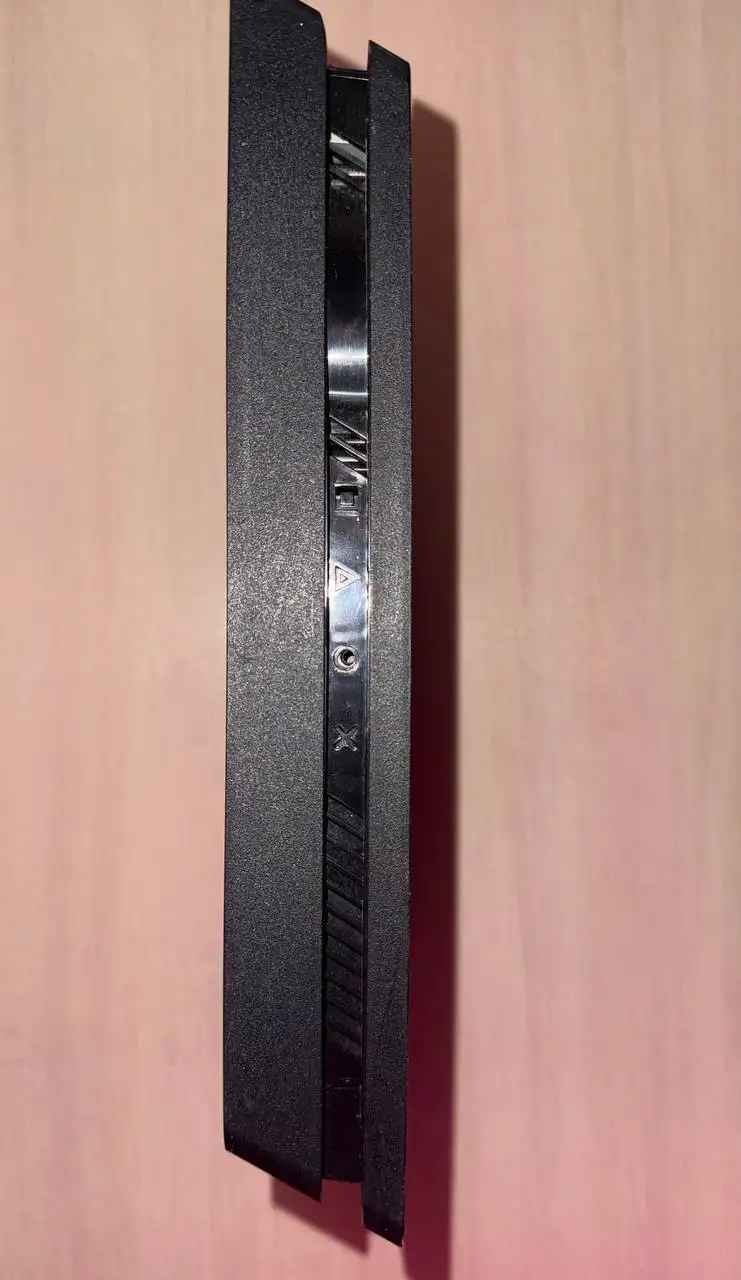 PS4 Slim 500GB с аксессуарами - Игровые приставки (Электроника) в Рыбинск