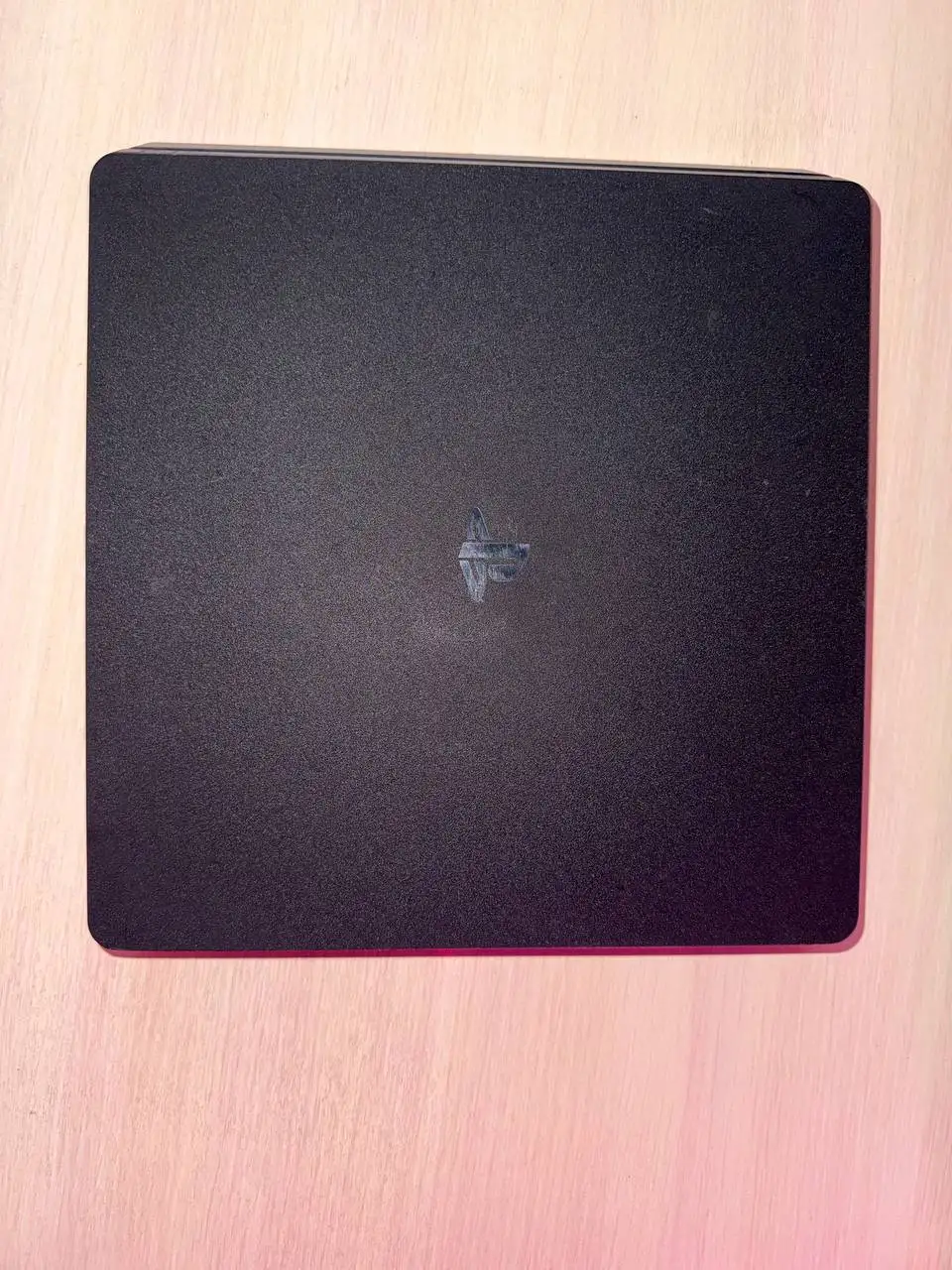 PS4 Slim 500GB с аксессуарами - Игровые приставки (Электроника) в Рыбинск