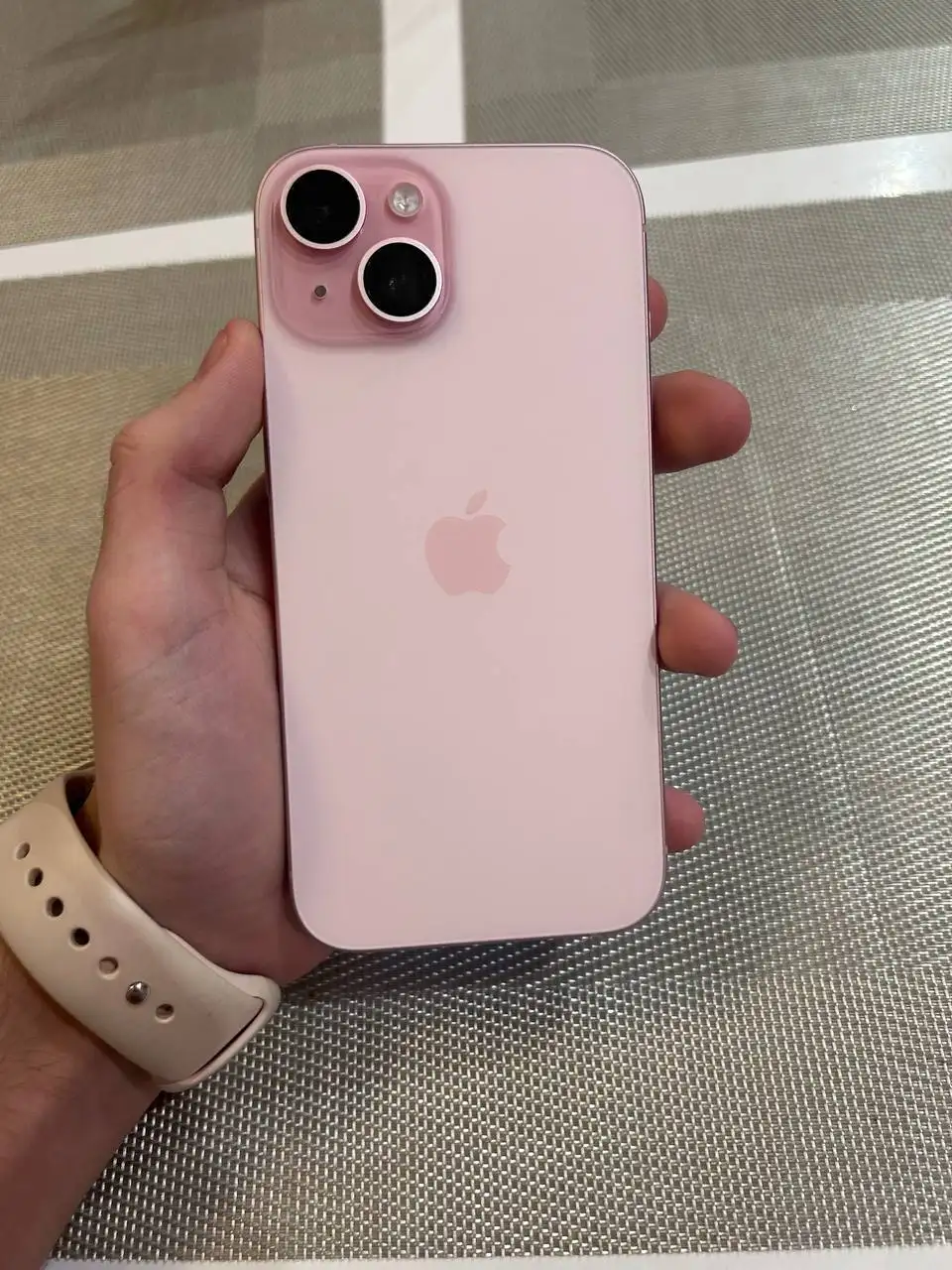 iPhone 15 128ГБ в отличном состоянии - Смартфоны (Электроника) в Рыбинск