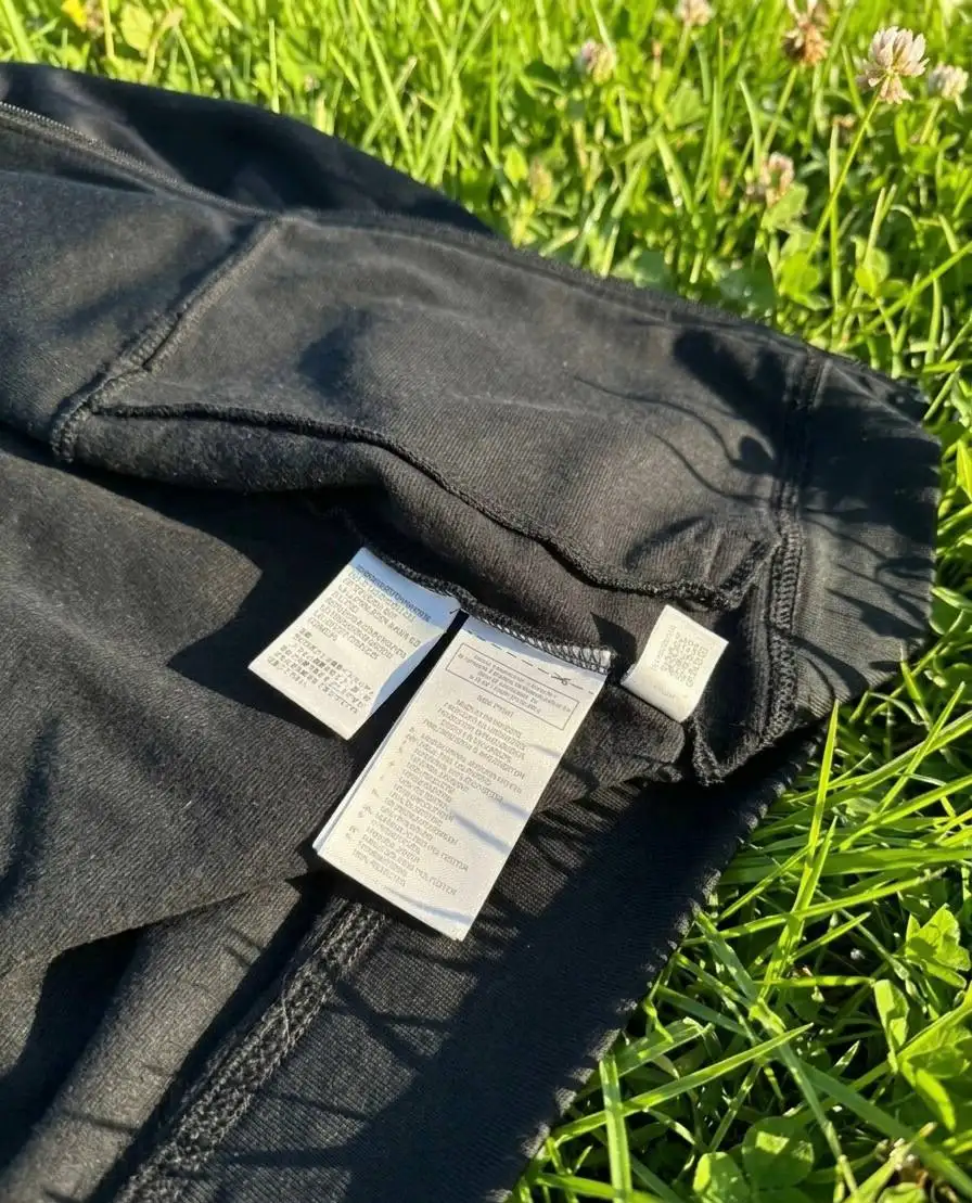 Олимпийка Adidas размер L - Спортивная одежда (Одежда) в Рыбинск