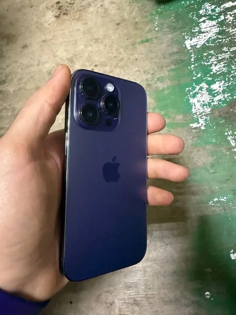 Смартфон iPhone 14 Pro 256 ГБ - Наушники в Рыбинск