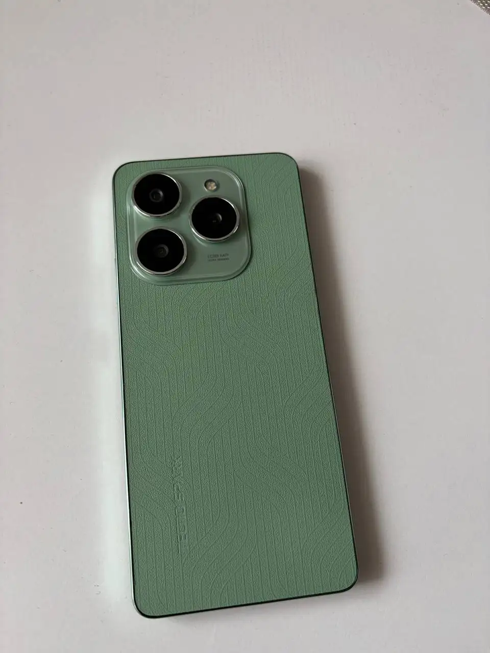 Tecno Spark 20 Pro 8/256gb с NFC и быстрой зарядкой - Смартфоны (Электроника) в Рыбинск