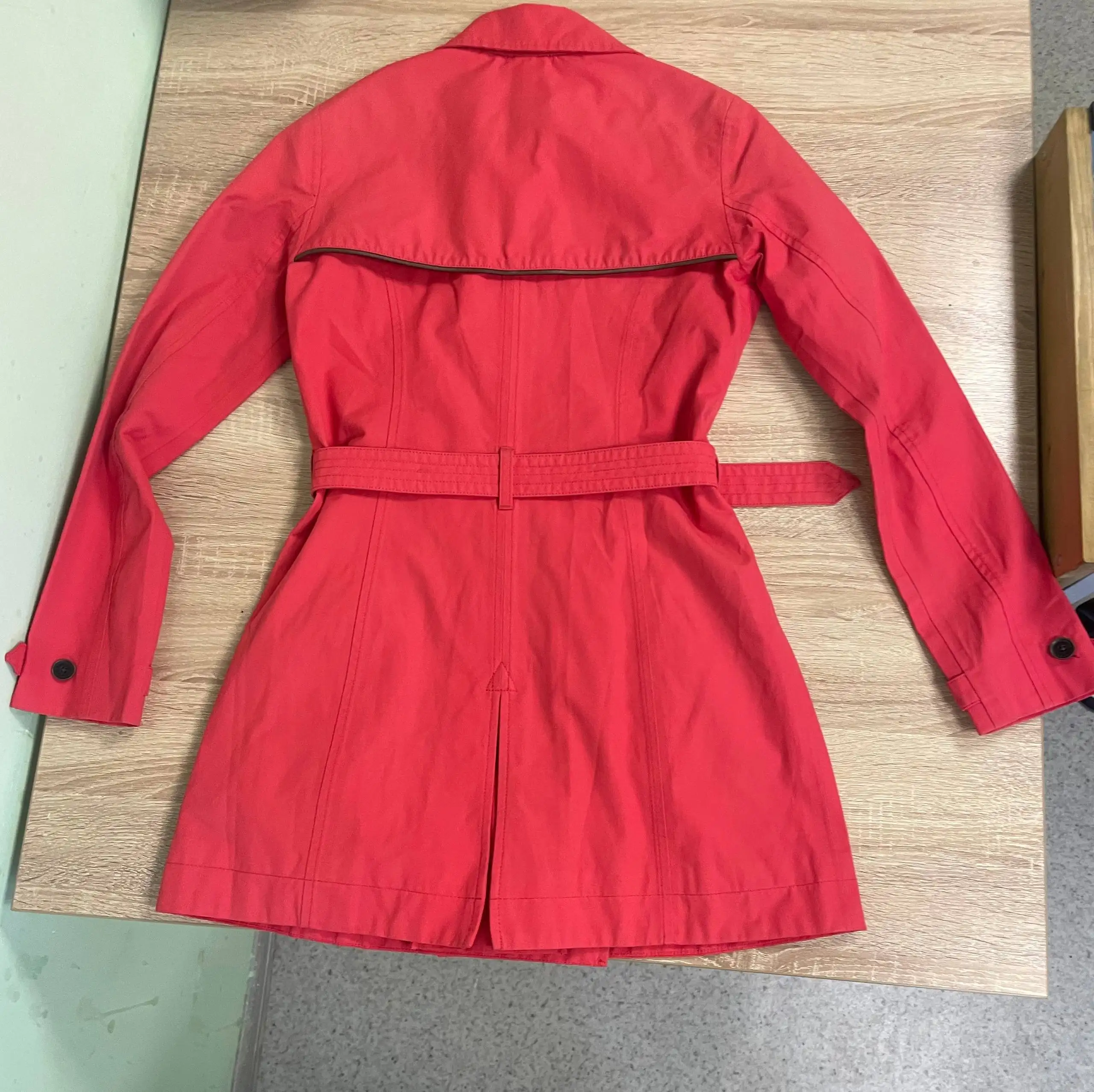 Женский оригинальный тренч Timberland размер XS - Верхняя одежда (Одежда) в Рыбинск