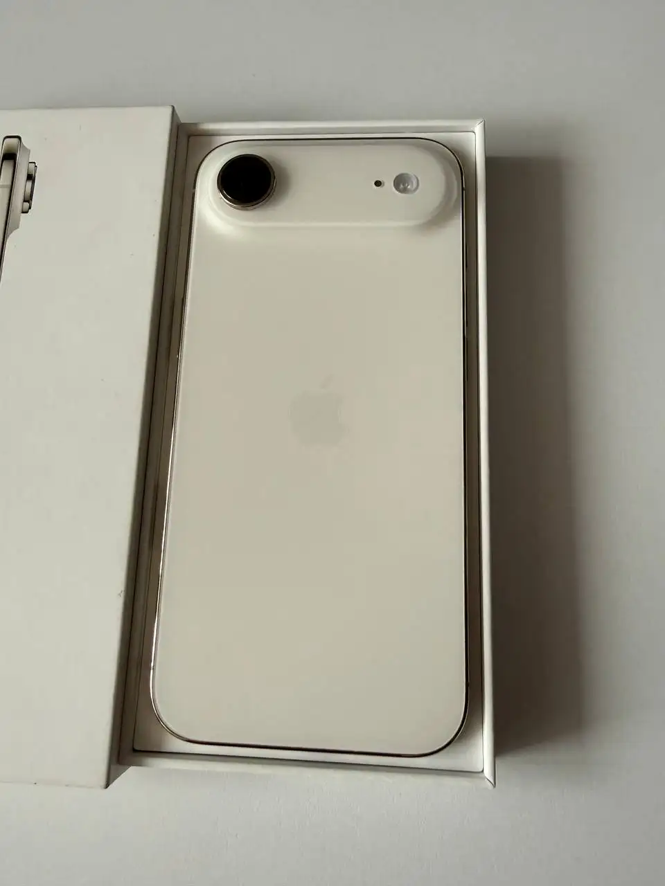 iPhone 17AIR 256ГБ в отличном состоянии - Смартфоны и телефоны (Электроника) в Рыбинск