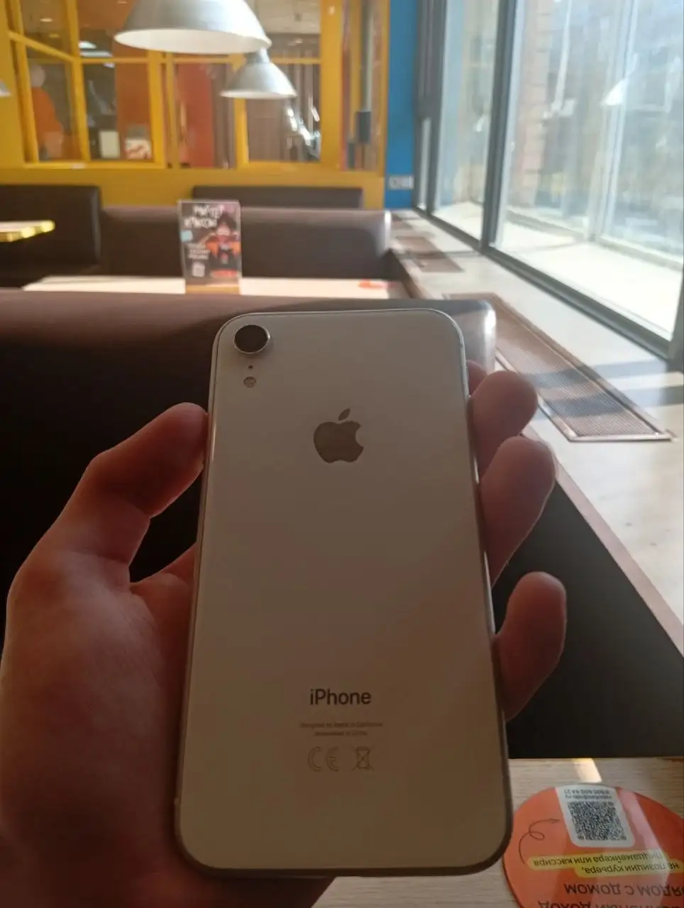 iPhone XR 64 ГБ с проблемой дисплея - Смартфоны (Электроника) в Рыбинск