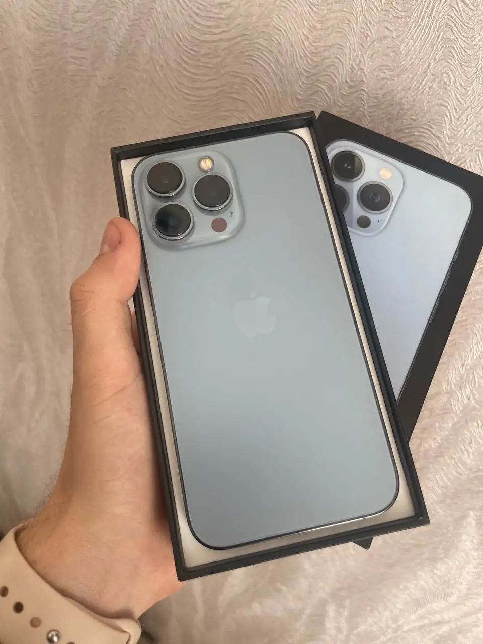 iPhone 13 Pro Max 256ГБ в идеальном состоянии - Смартфоны и телефоны (Электроника) в Рыбинск