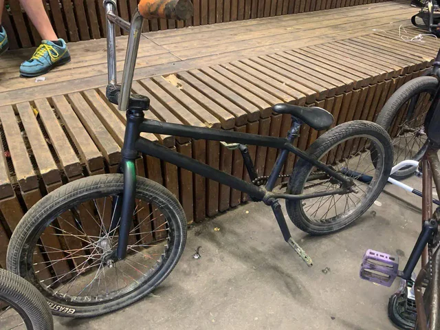 Продажа техники: БМВ, iPhone, приставка - Телефоны и смартфоны в Рыбинск