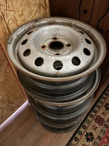 Диски 15 радиус 4x100 - Диски и шины в Рыбинск