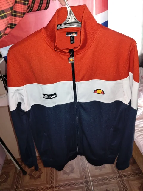 Продам одежду ellesse - Мужская одежда в Рыбинск