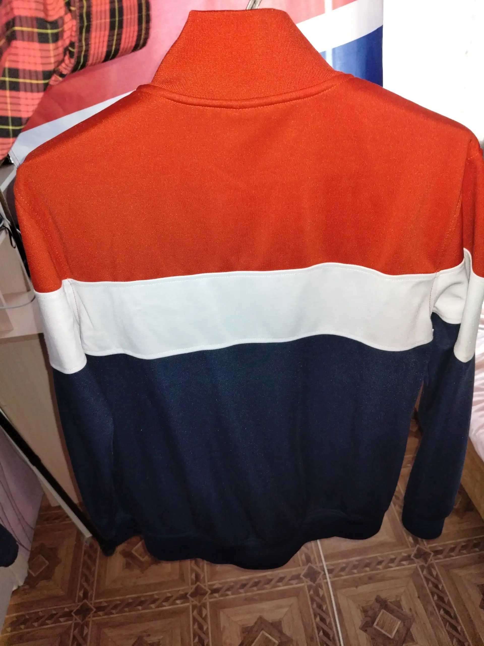 Продам одежду ellesse - Одежда в Рыбинск