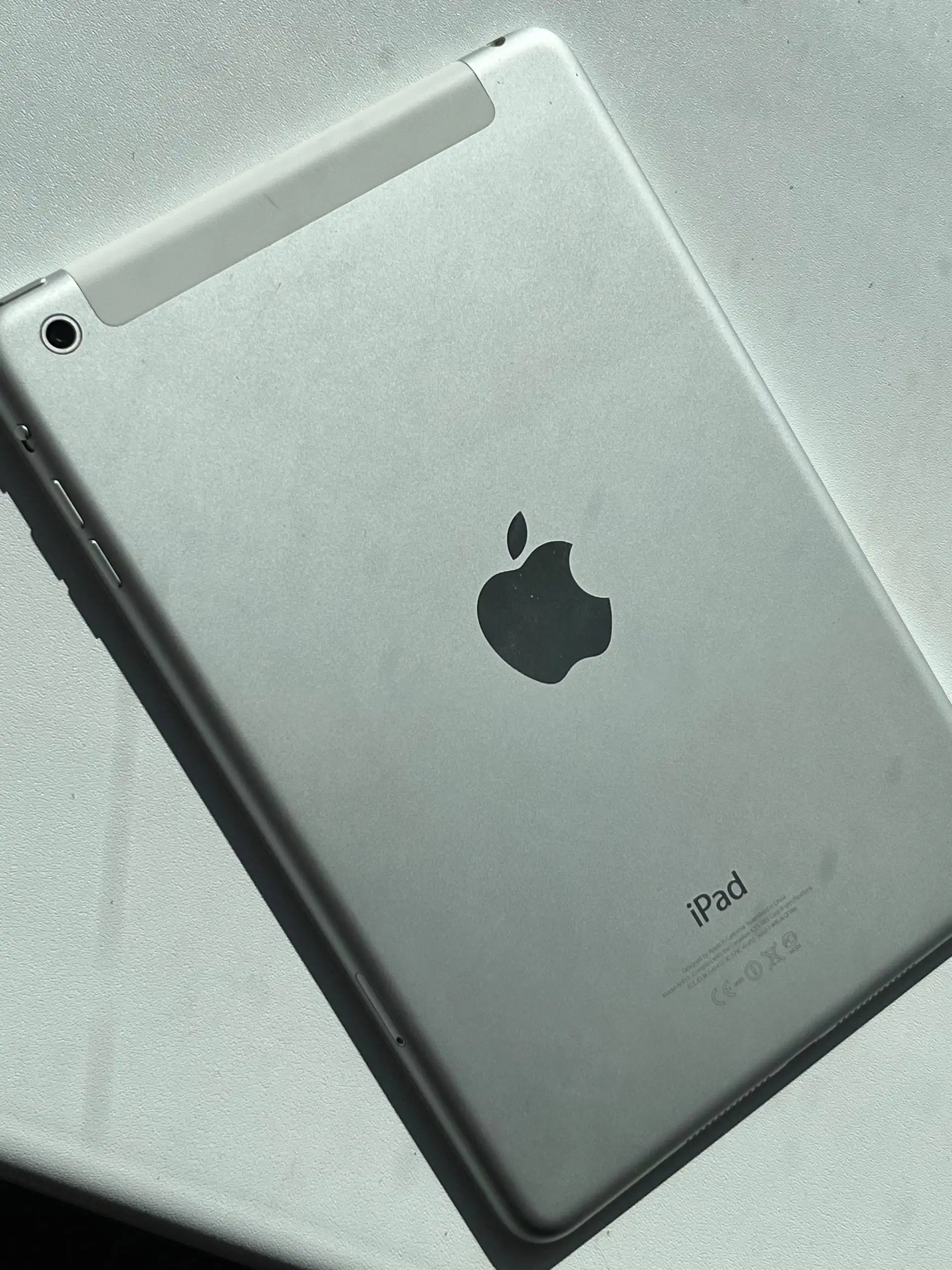 Продажа или обмен iPad mini 16 ГБ - Электроника в Рыбинск