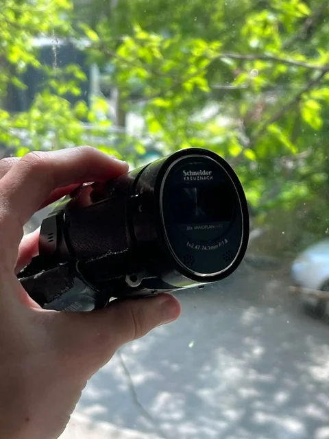 Продам видеокамеру Samsung с дефектом - частное объявление в Рыбинск