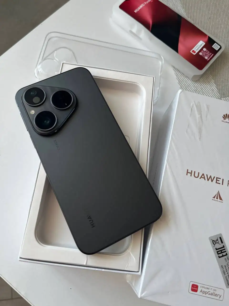 HUAWEI Pura 80 12/256. NFC - Смартфоны и гаджеты (Электроника) в Рыбинск