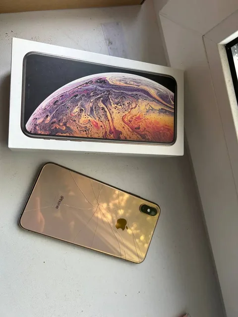 iPhone XS Max 256GB Pink Gold, обмен на другой iPhone - частное объявление в Рыбинск