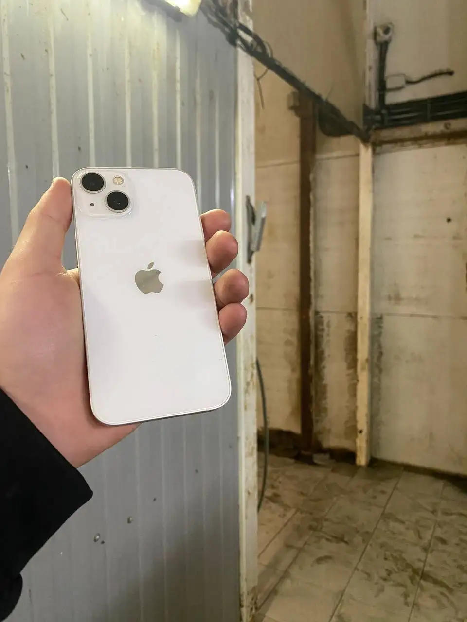 Айфон 13 128GB White - Смартфоны (Электроника) в Рыбинск