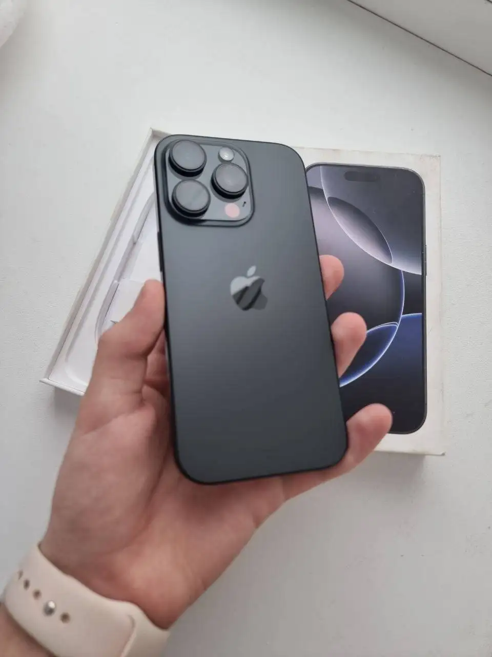 iPhone 16 Pro 256GB - Мобильные телефоны и аксессуары (Электроника) в Рыбинск
