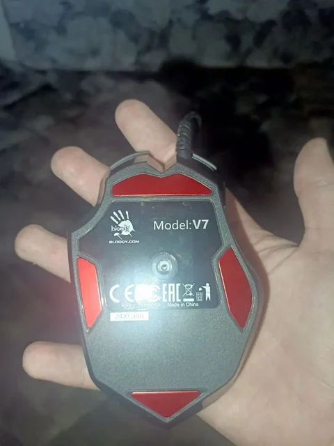 Мышь A4Tech Bloody V7 новая - Смартфоны и телефоны в Рыбинск