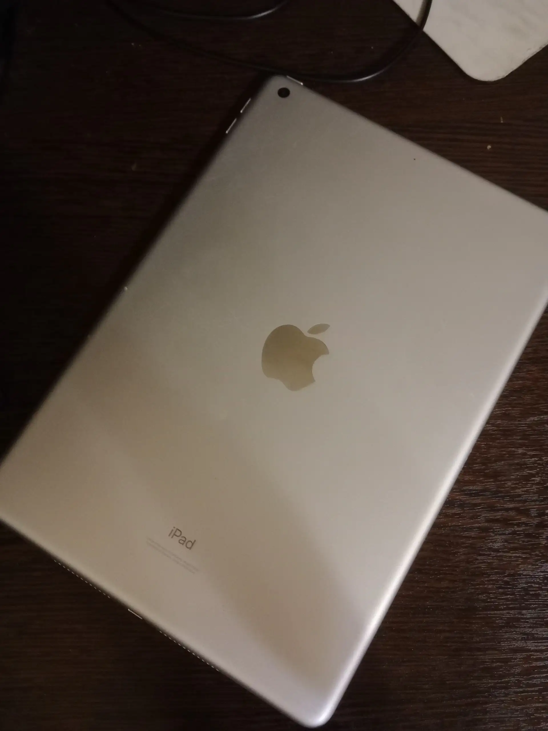 iPad 9 64GB с разбитым экраном - планшеты (Электроника) в Рыбинск