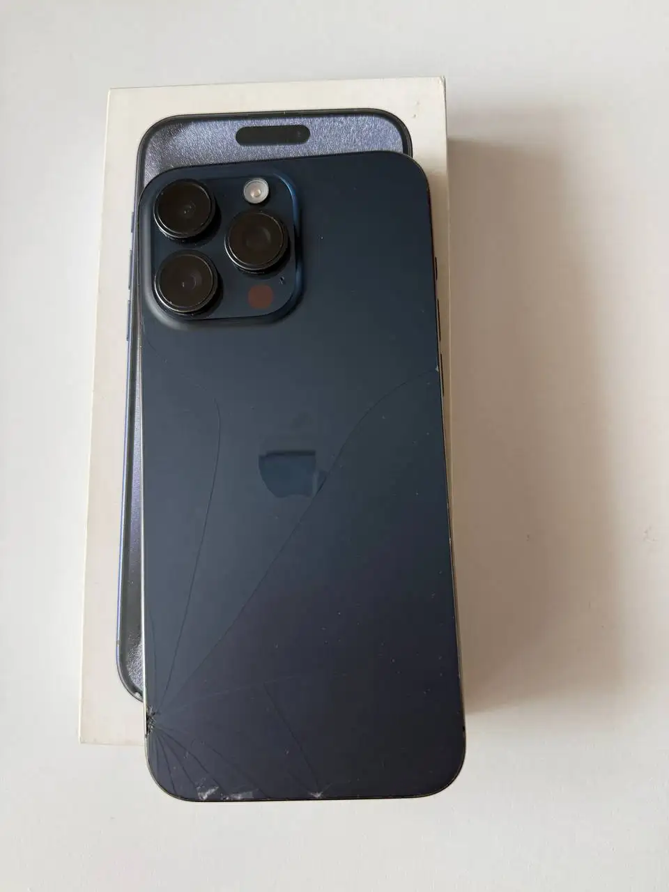 iPhone 15 Pro Max 256GB - Смартфоны (Электроника) в Рыбинск