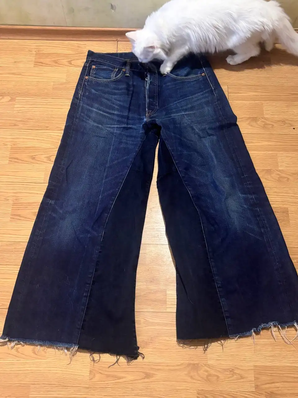 Levi's 501 расшитые - Джинсы (Одежда) в Рыбинск