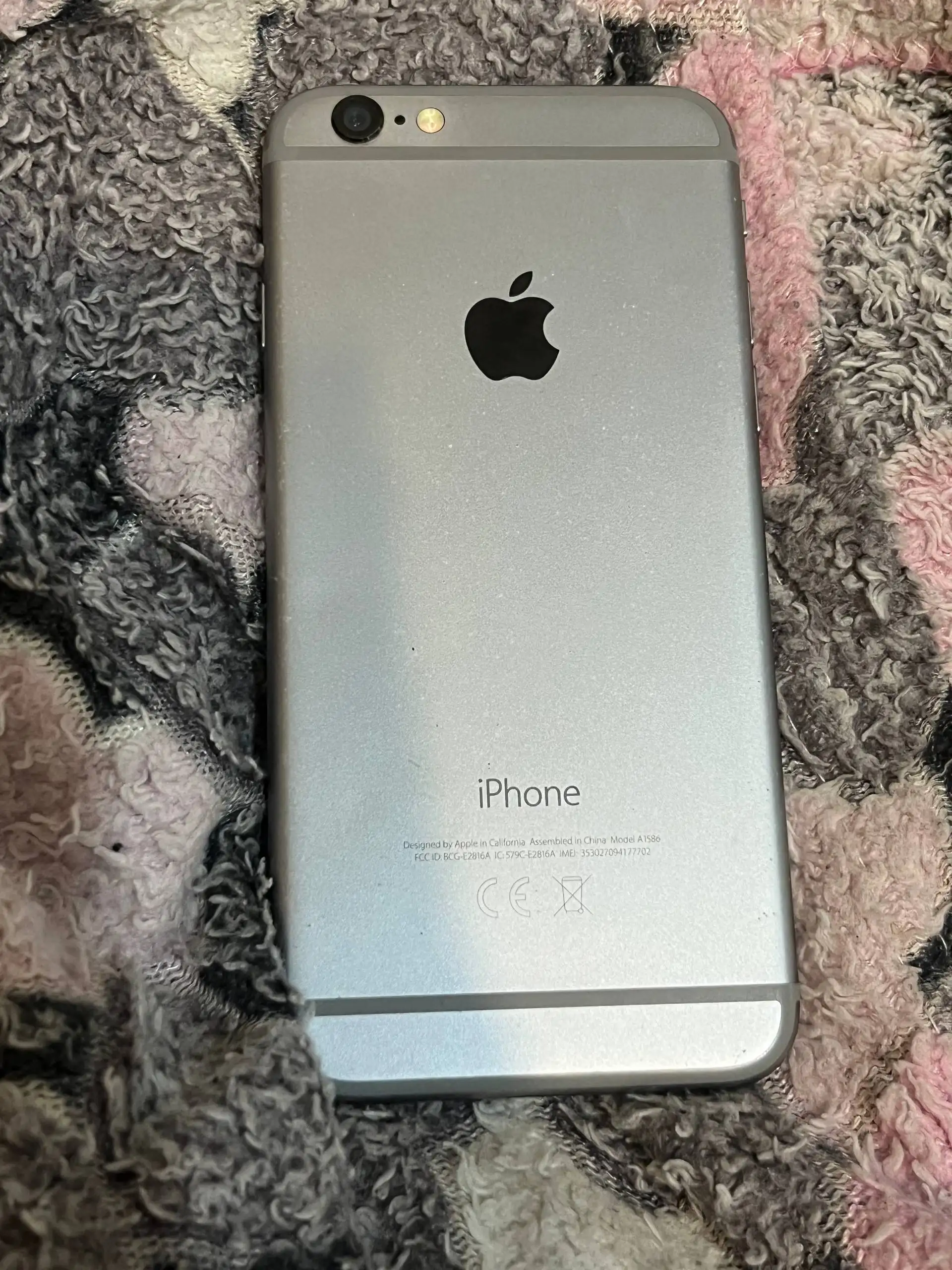 Обмен iPhone 6 на телефон получше с доплатой до 2000 руб - Смартфоны и телефоны (Электроника) в Рыбинск